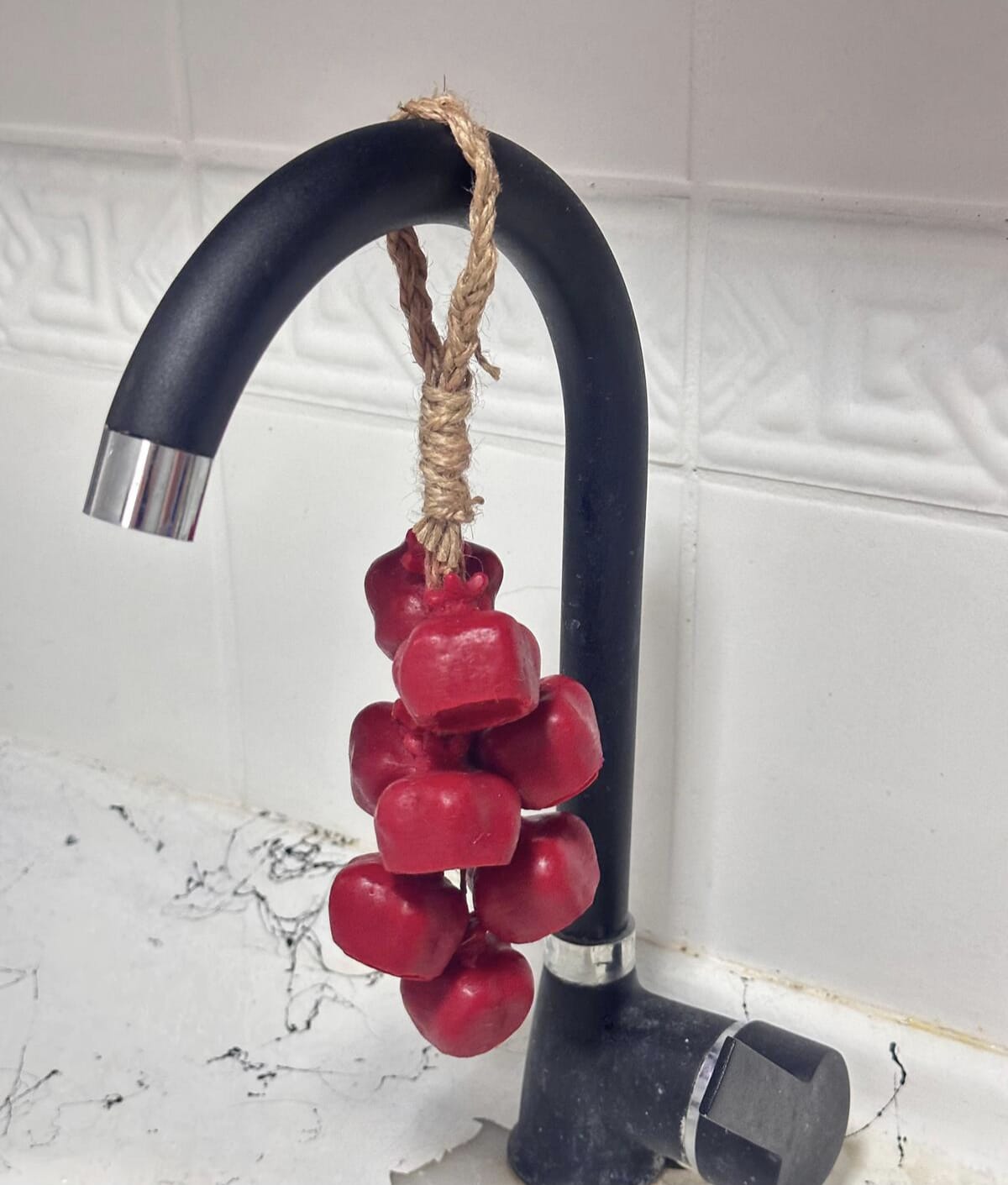 Doğal Sepet Üzüm Salkımı El Sabunu – Şık ve Farklı Tasarım, Mis Gibi Temizlik