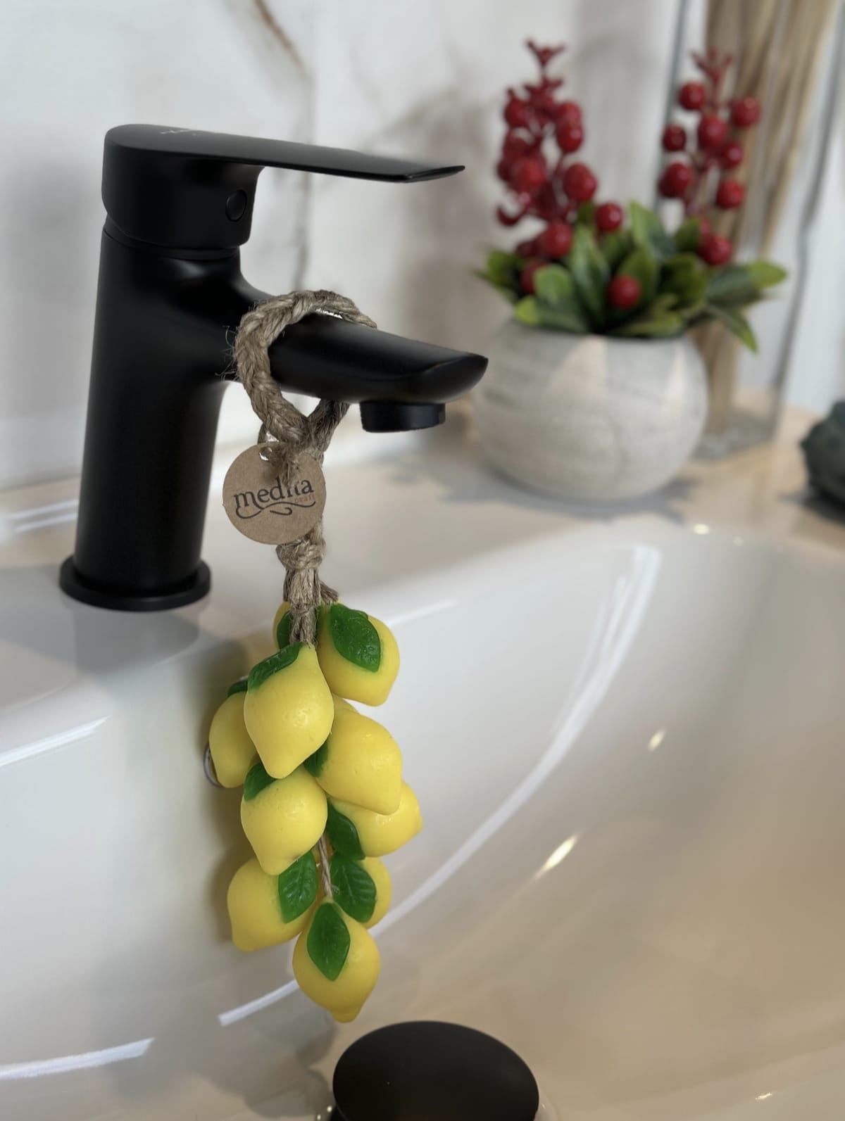 Doğal Sepet Üzüm Salkımı El Sabunu – Şık ve Farklı Tasarım, Mis Gibi Temizlik